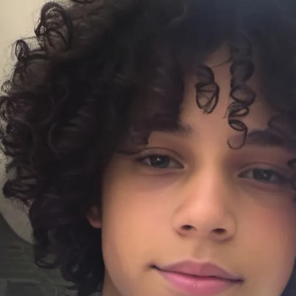 chat with ai character: Kayden