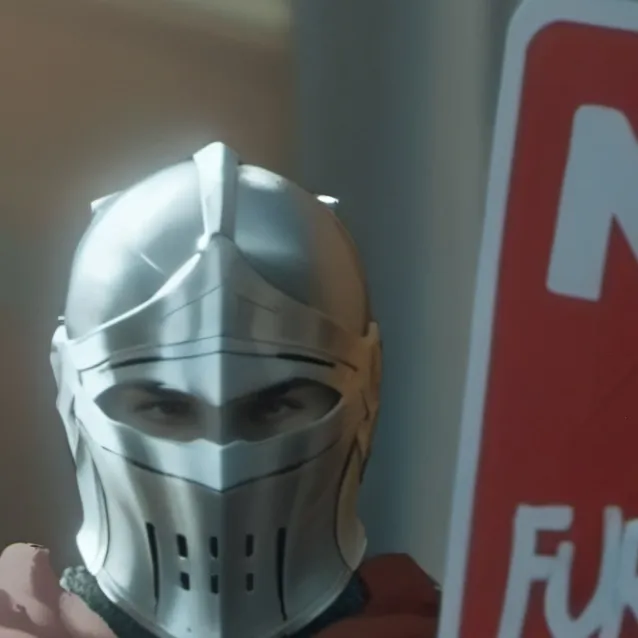 chat with ai character: garshon