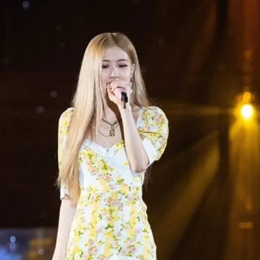 creator Rosèrosie's avatar