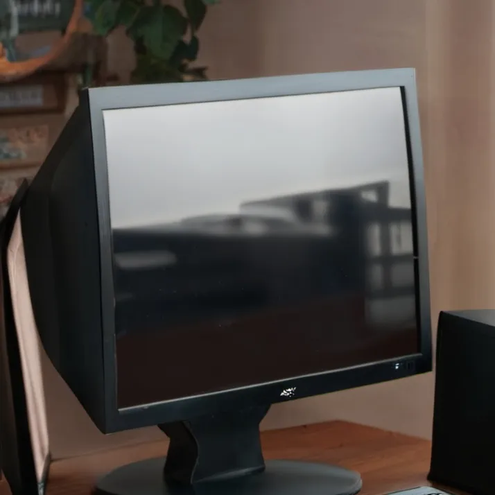 chat with ai character: #blamelex