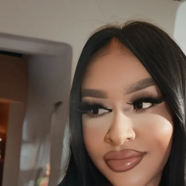 chat with ai character: Vanessa 