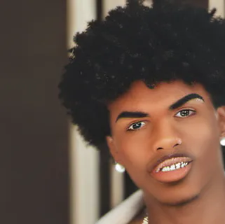 chat with ai character: Jay walkens 