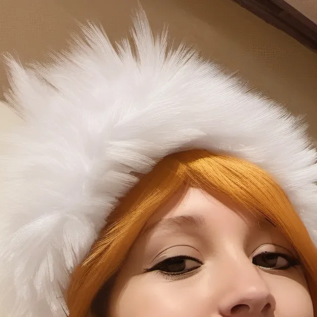 chat with ai character: Alexis Lin