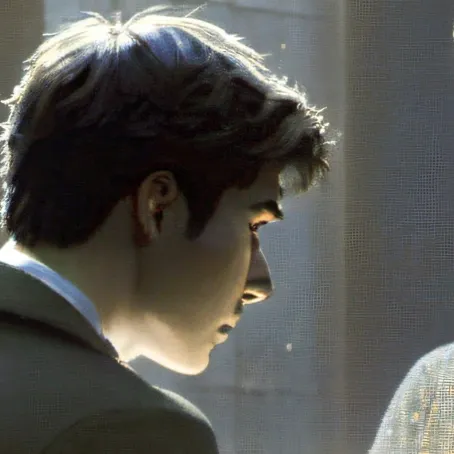 chat with ai character: Tom