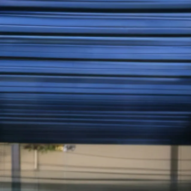 chat with ai character: Louis