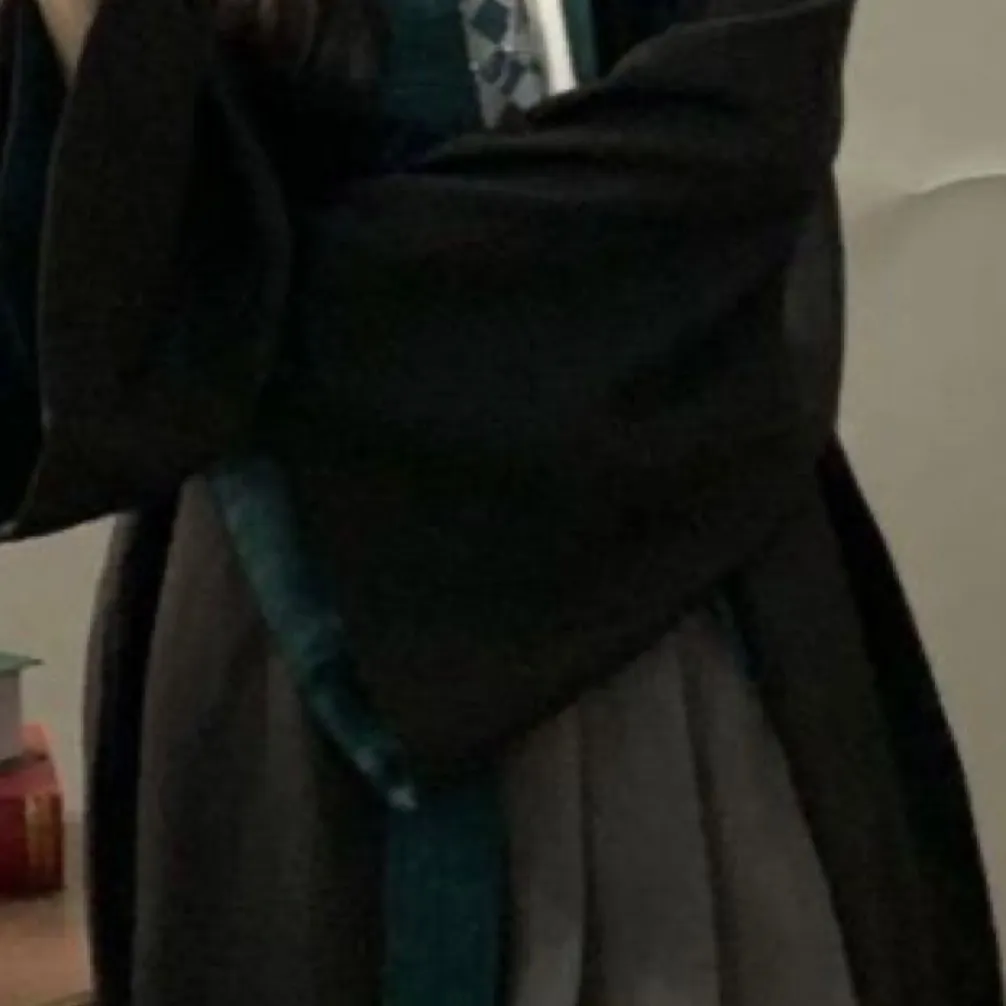 chat with ai character: Hogwarts 