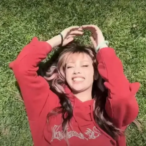 creator ꧁٭M3G4N٭꧂'s avatar