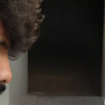 chat with ai character: Alone