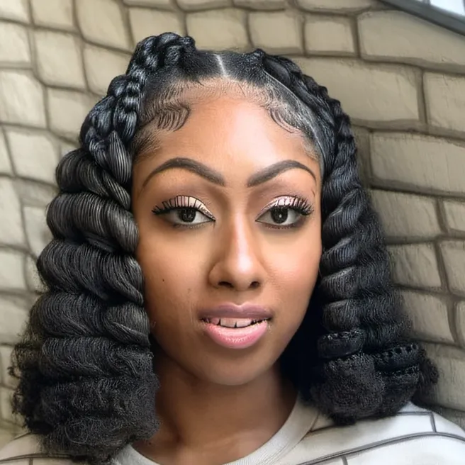 chat with ai character: Miaaa