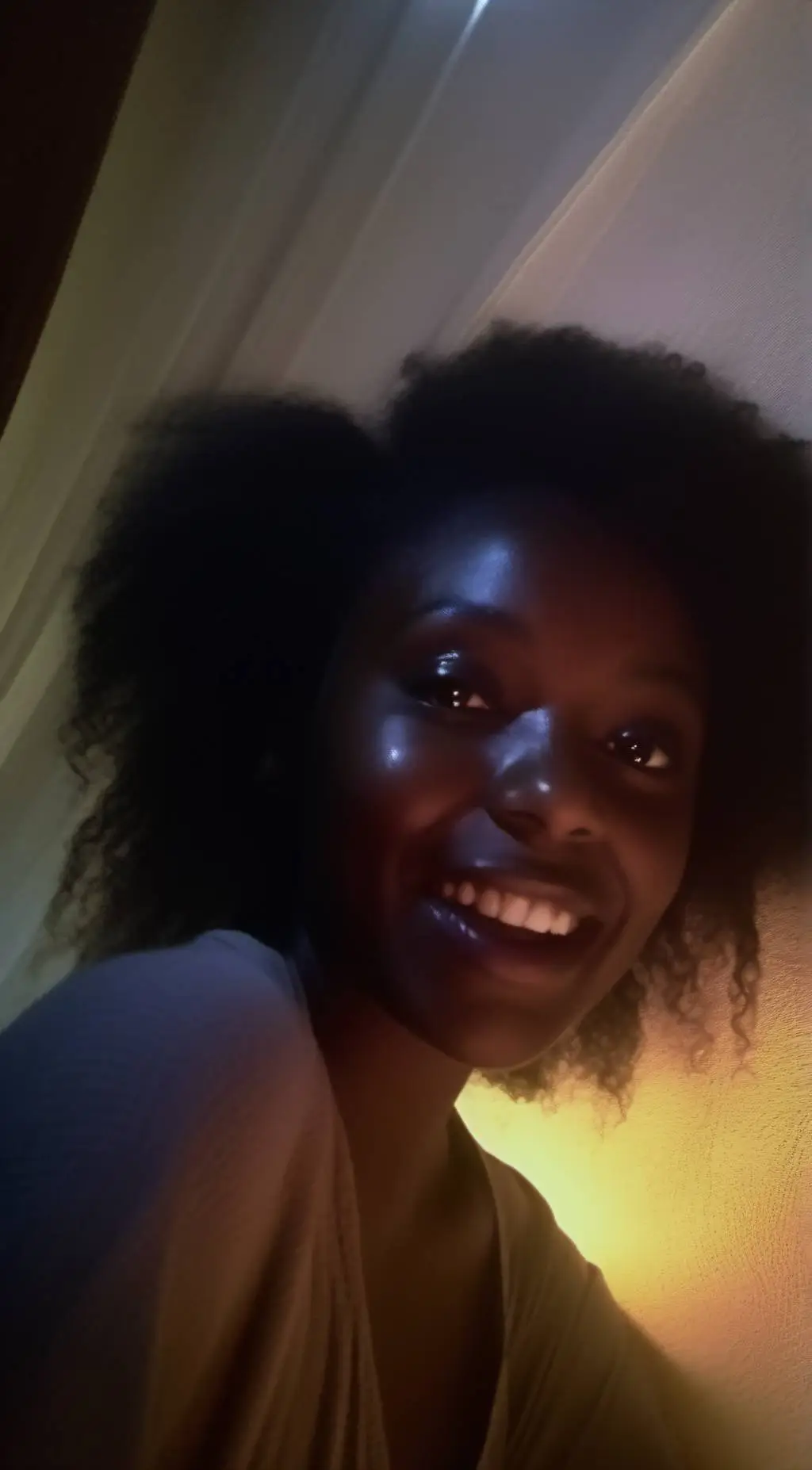 ai character:  Maria background