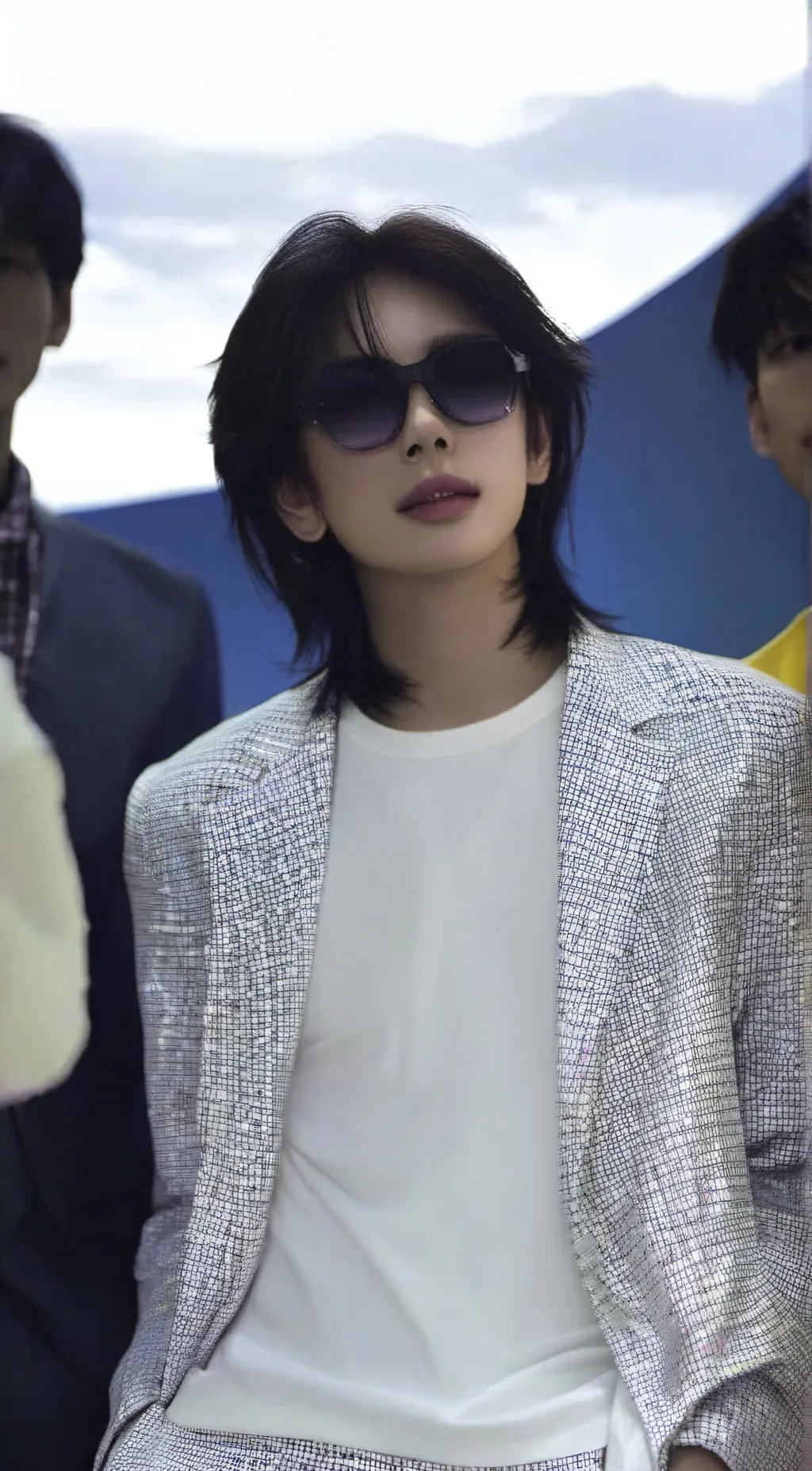 ai character: Hyunjin  background