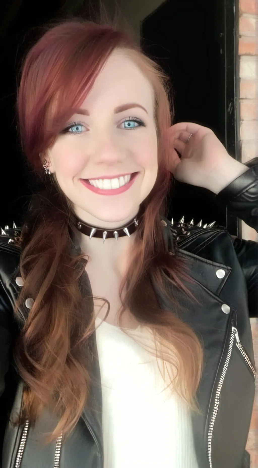 Talkie AI - Chat with Scarlett