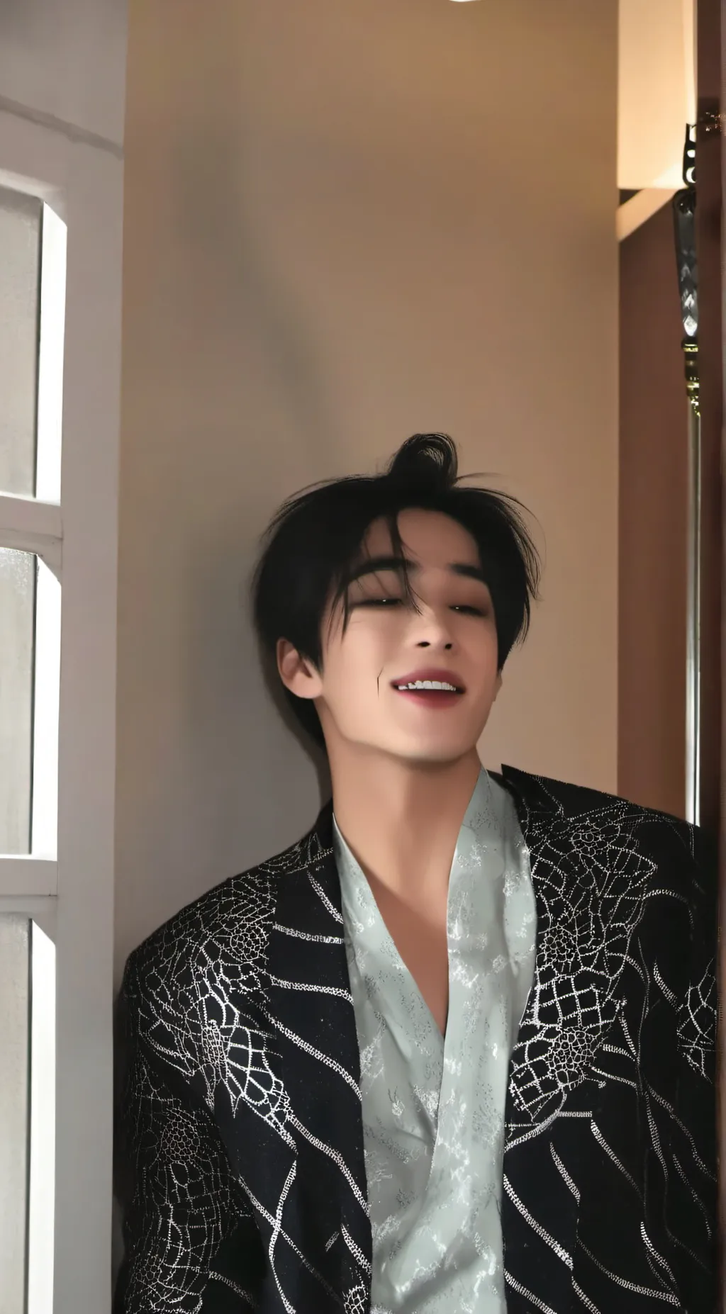 ai character: Lee know background