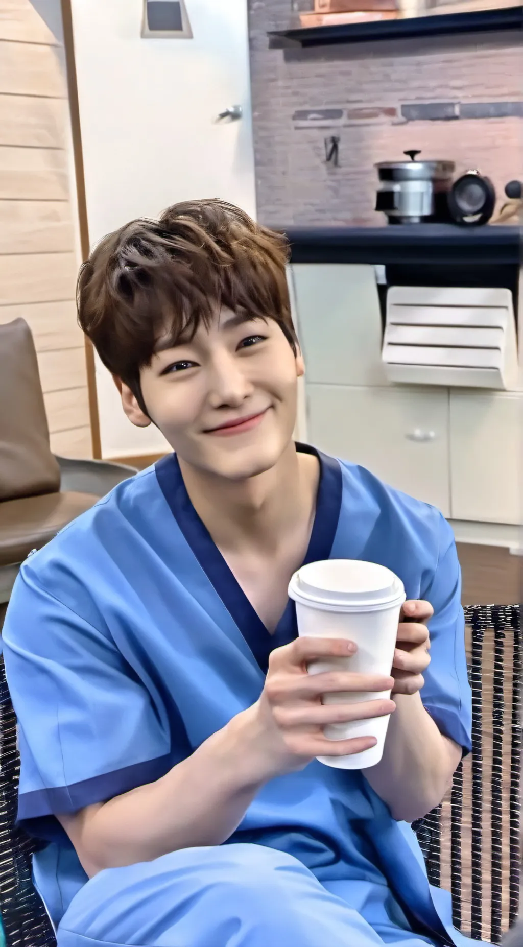 Talkie AI - Chat with Wallace Stehley