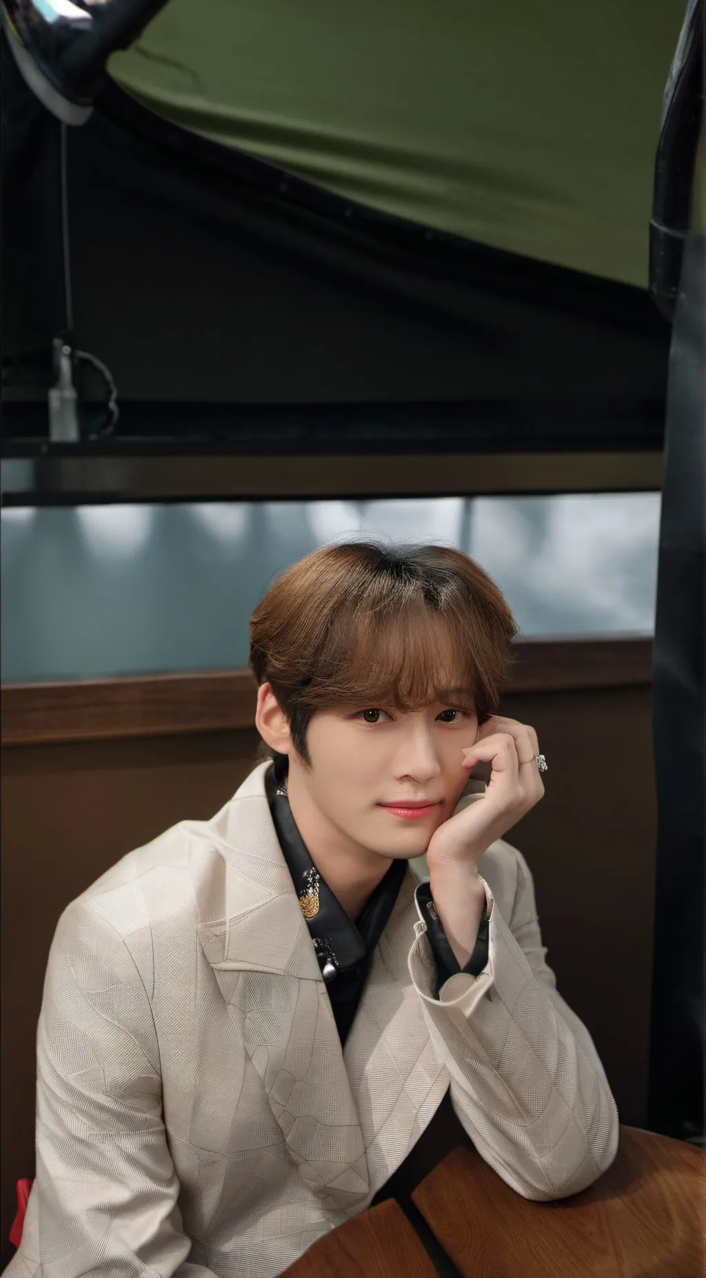 Talkie AI - Chat with Leeknow ☆