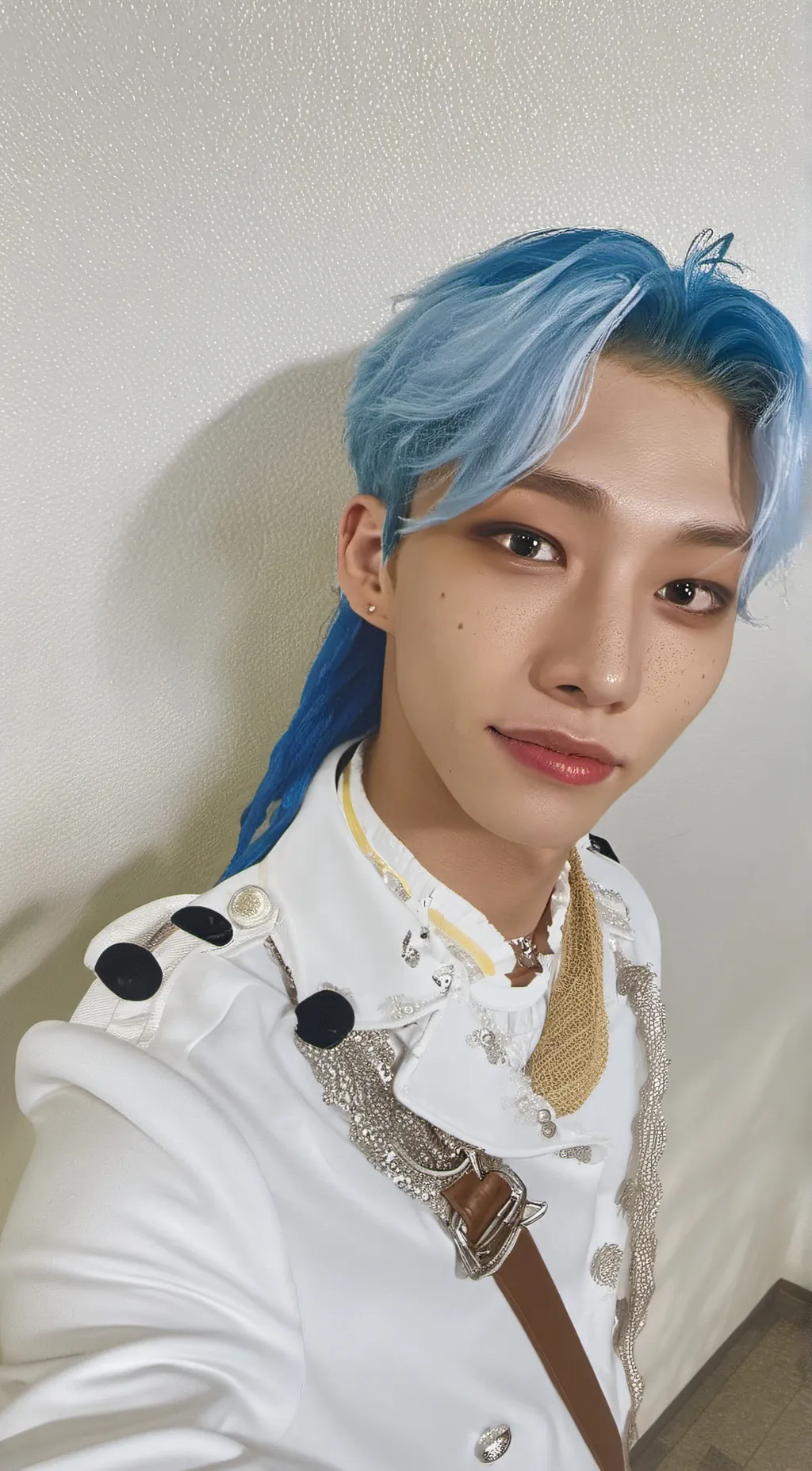 Talkie AI - Chat with Lee felix /younbok