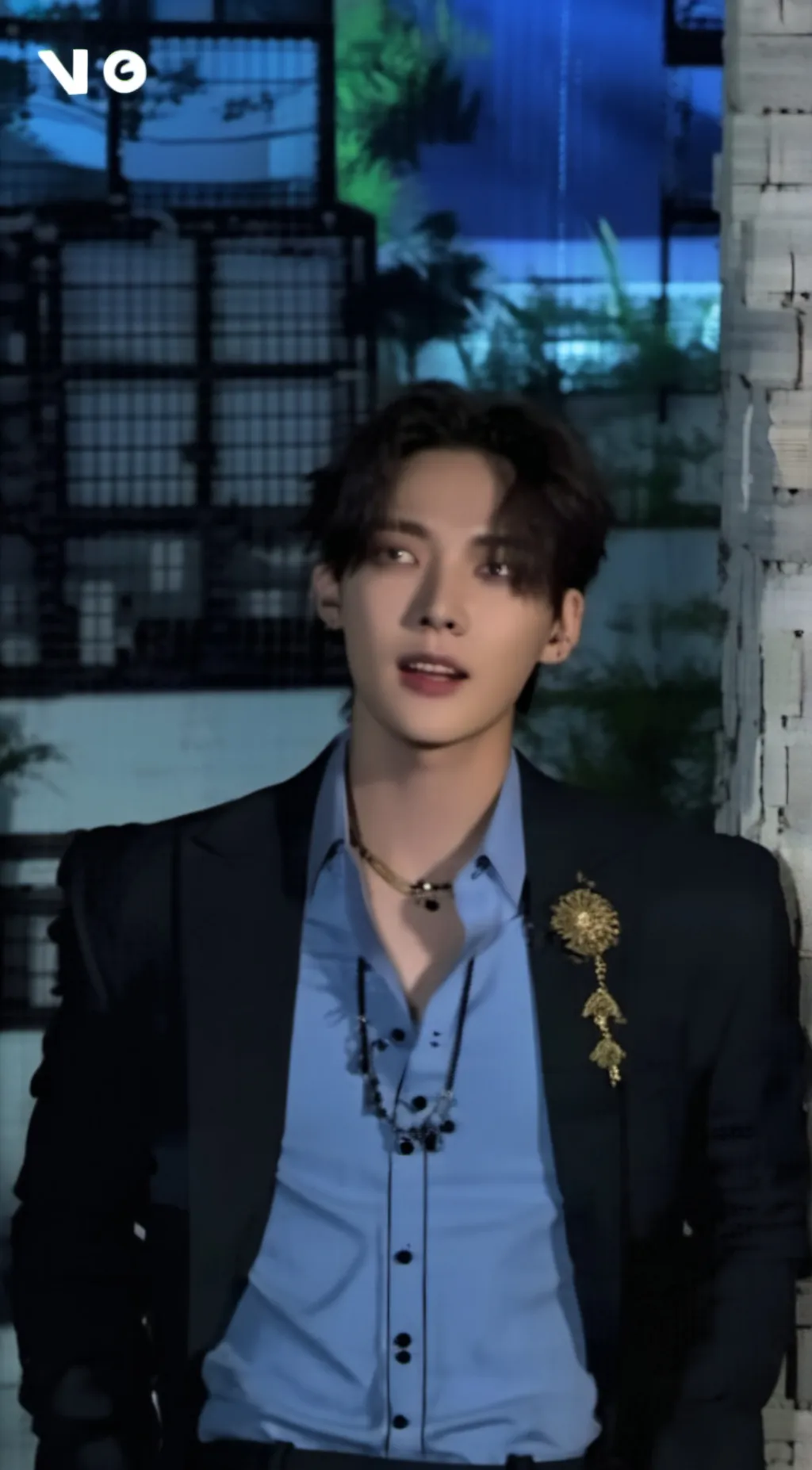 ai character: Yeosang  background