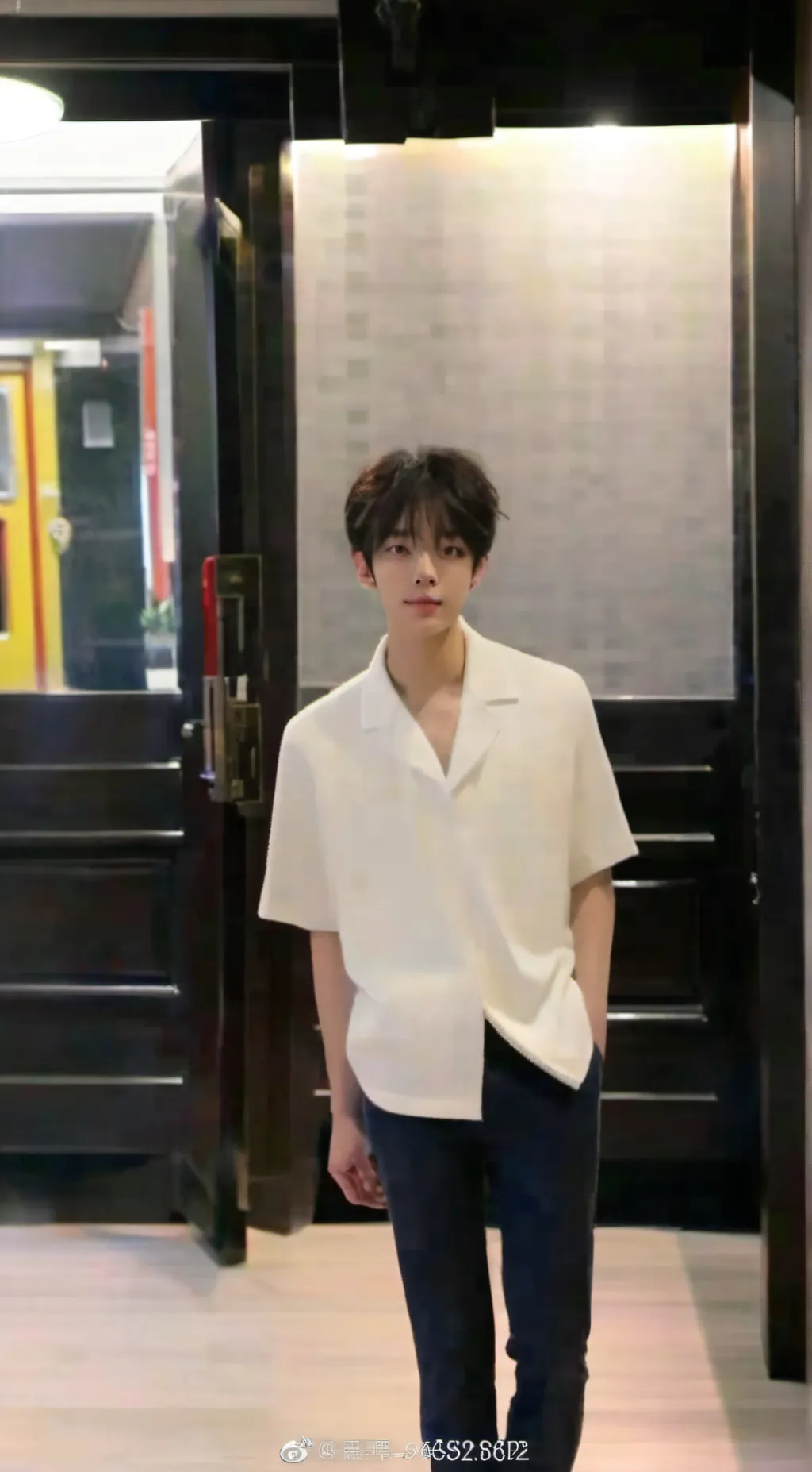 ai character: Dae! background