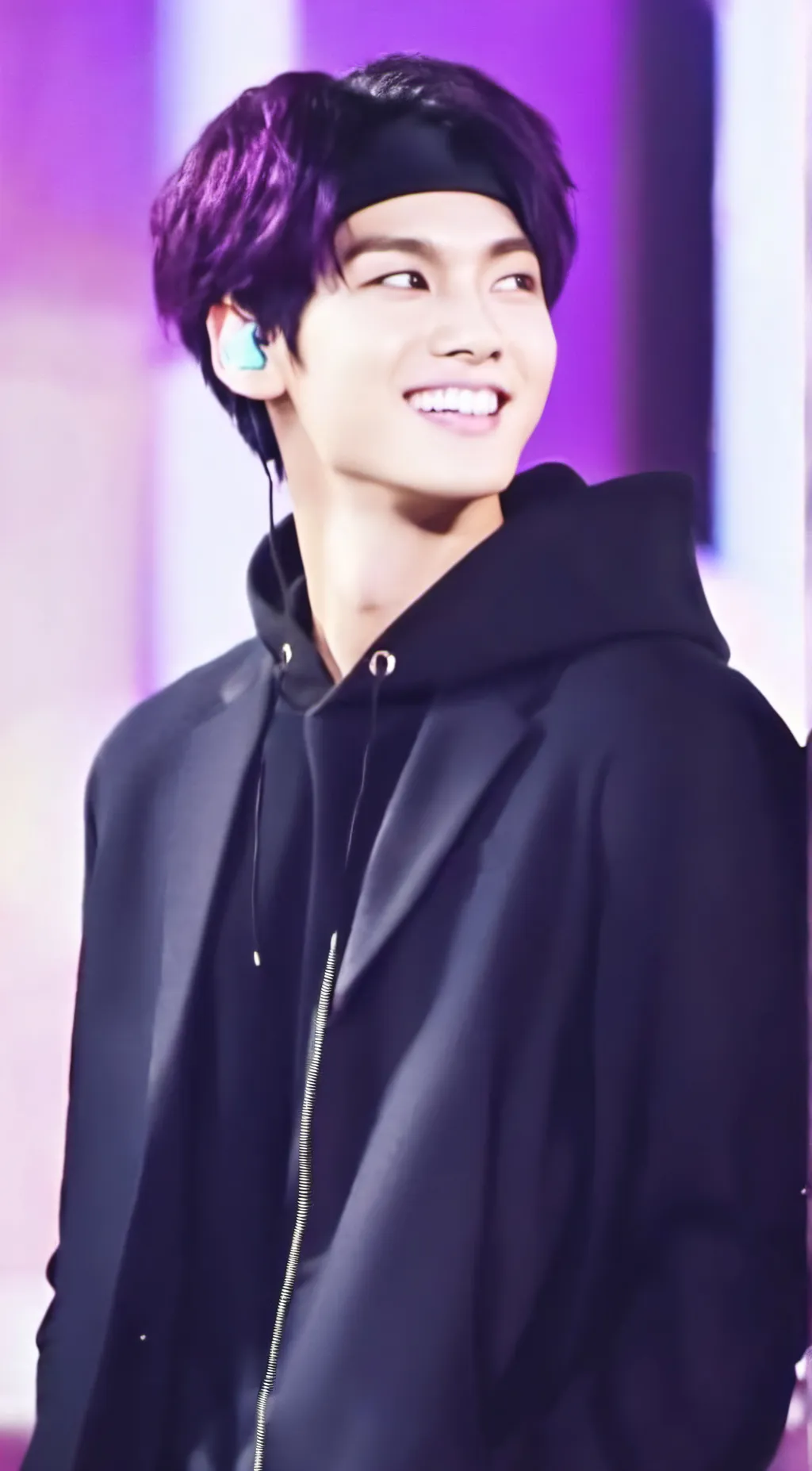 ai character: BTS V  background