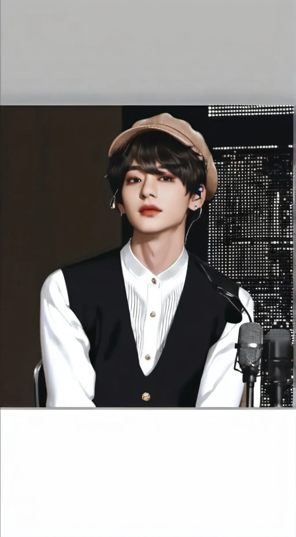 ai character: Taehyung  background
