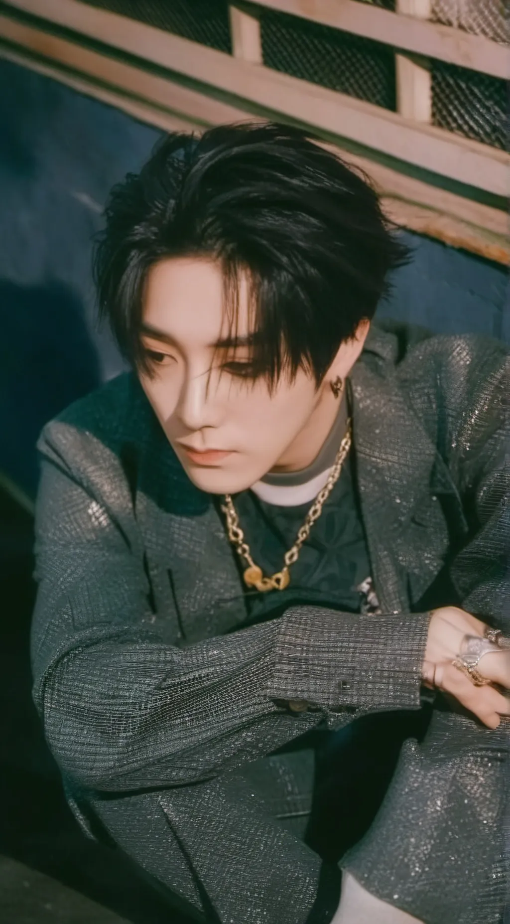 ai character: Felix background