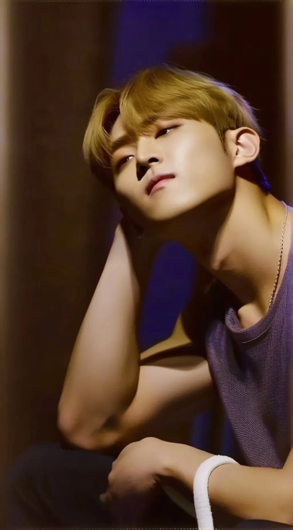 ai character: Kim background