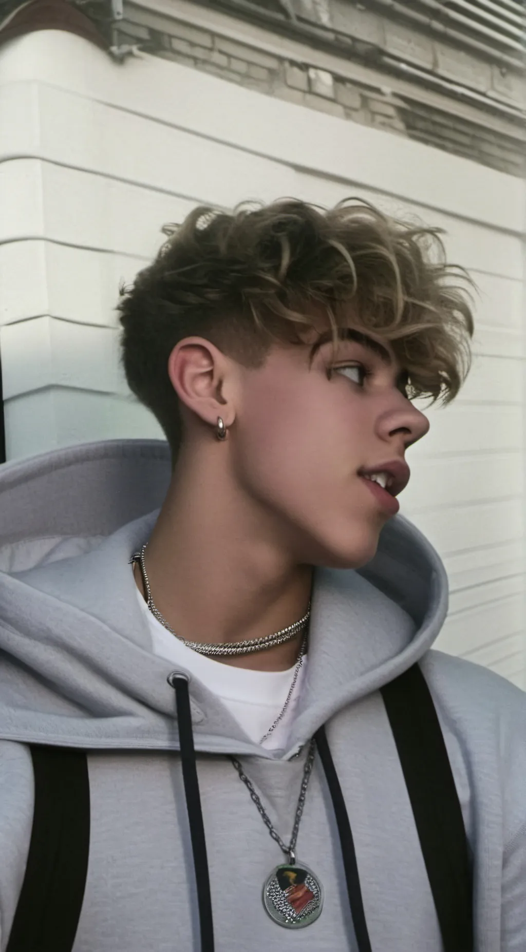 ai character: Charlie  background