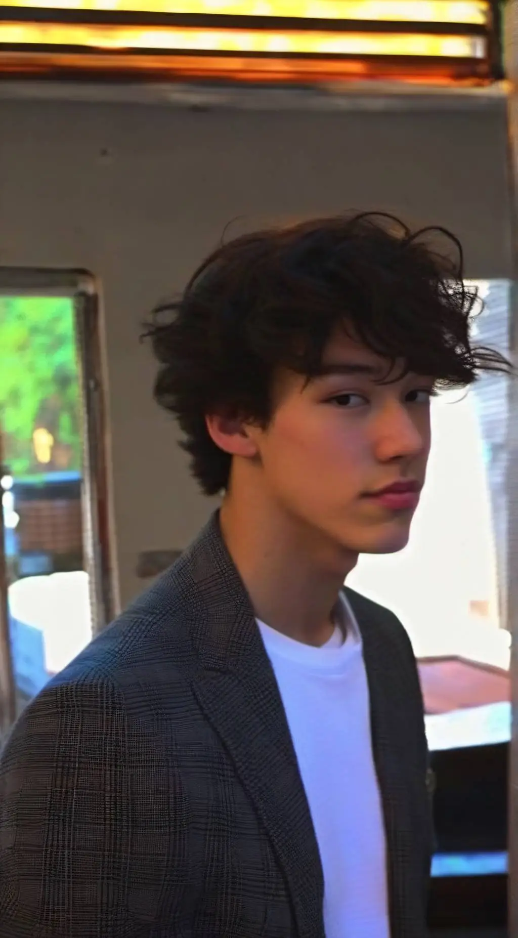 ai character: Alex background