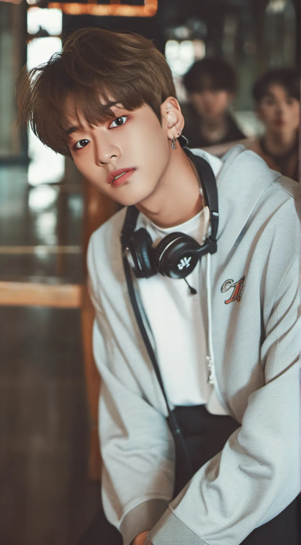 ai character: Fealix # Uncle background