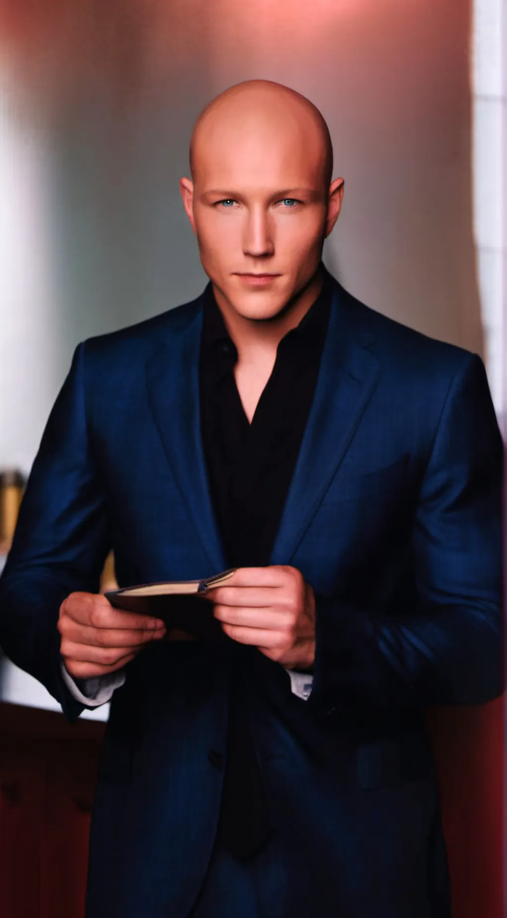 Talkie AI - Chat with Lex Luthor 