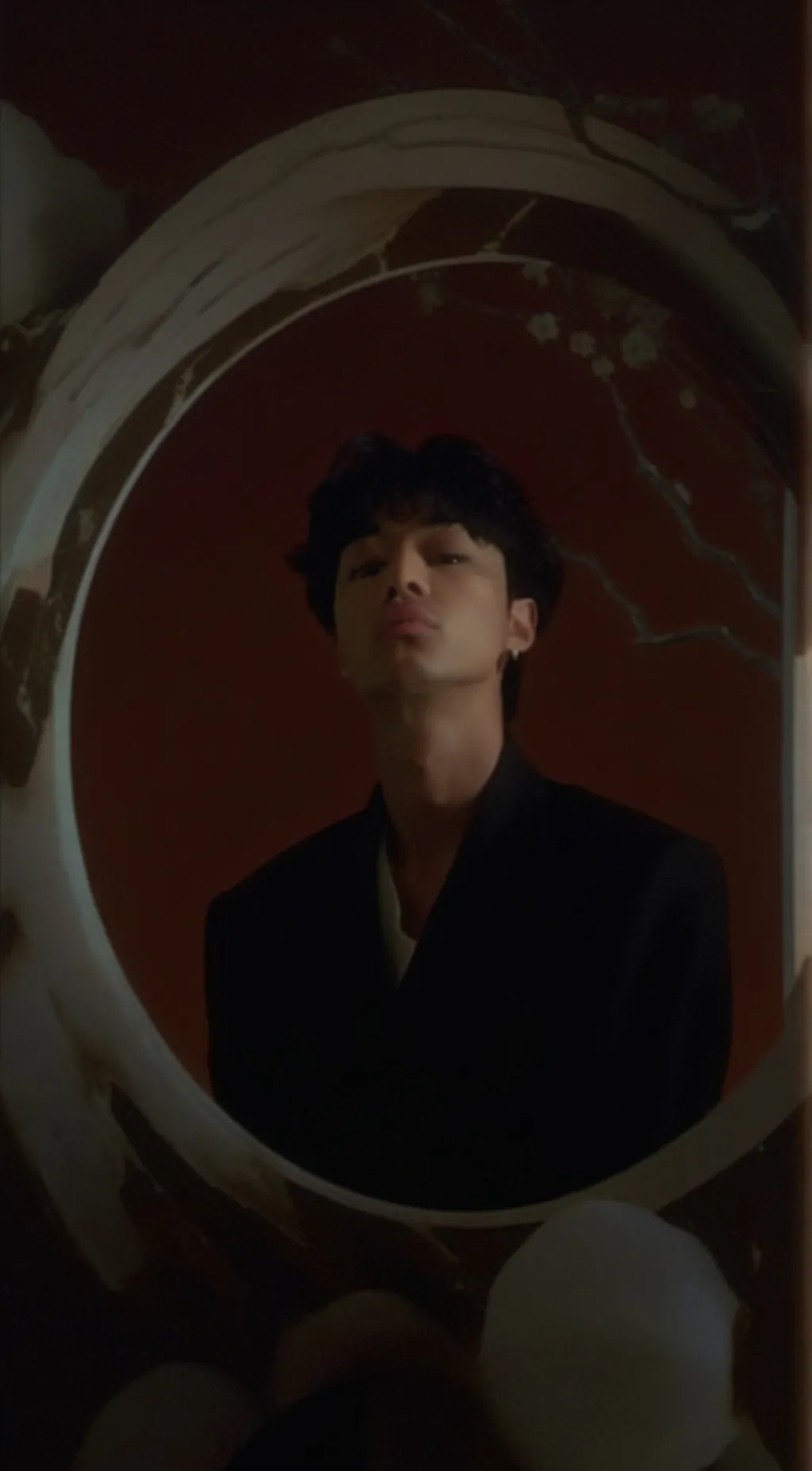 ai character: Leonel background