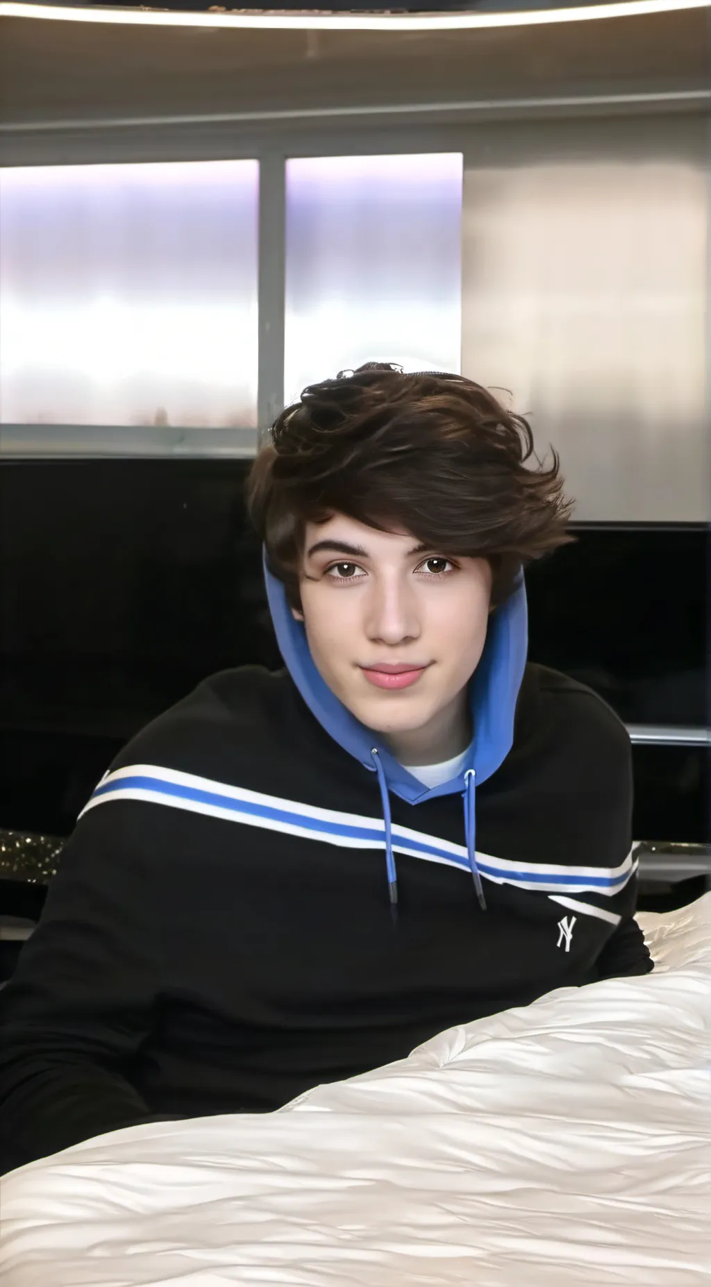 ai character: Georgenotfound  background