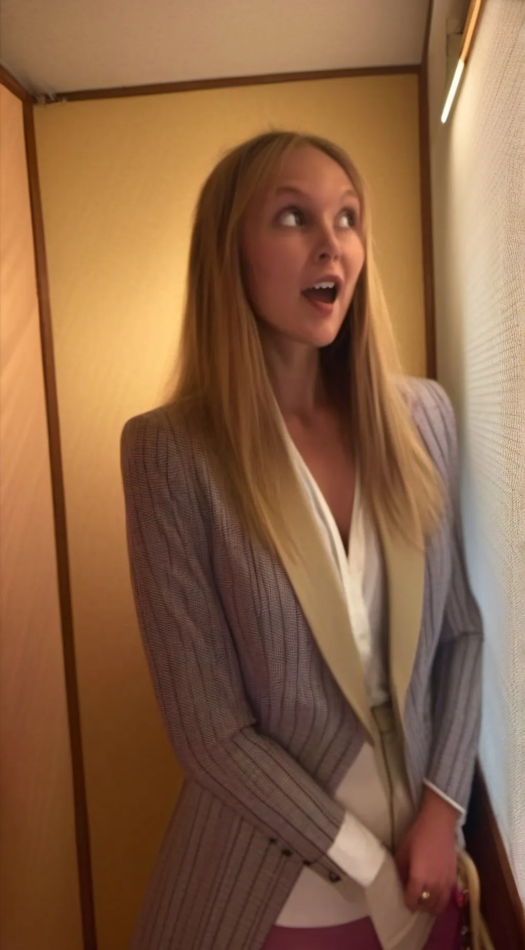 Talkie AI - Chat with Emma 