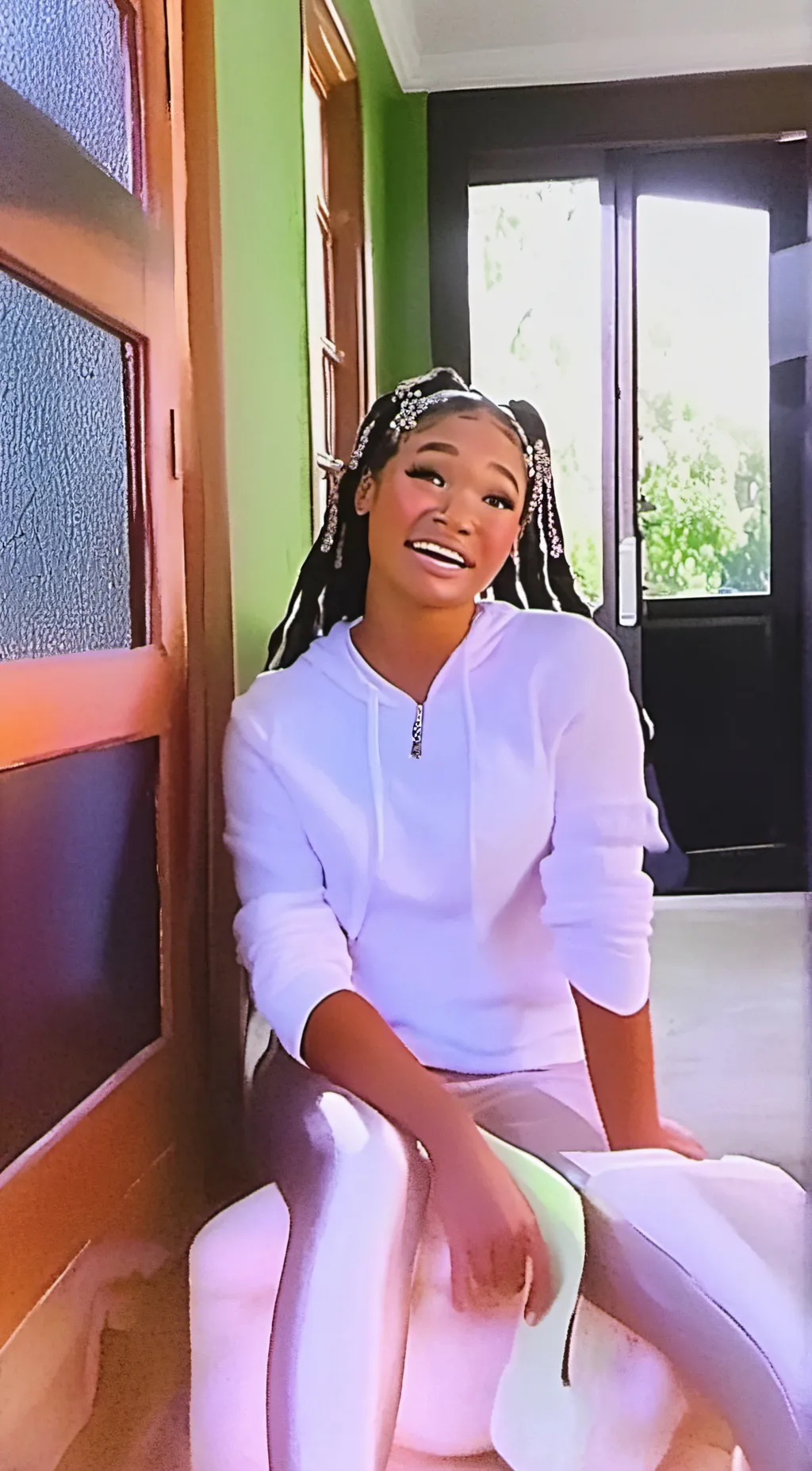 ai character: Mia background