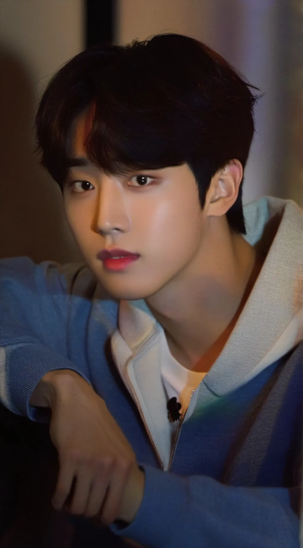 ai character: Han jisung background