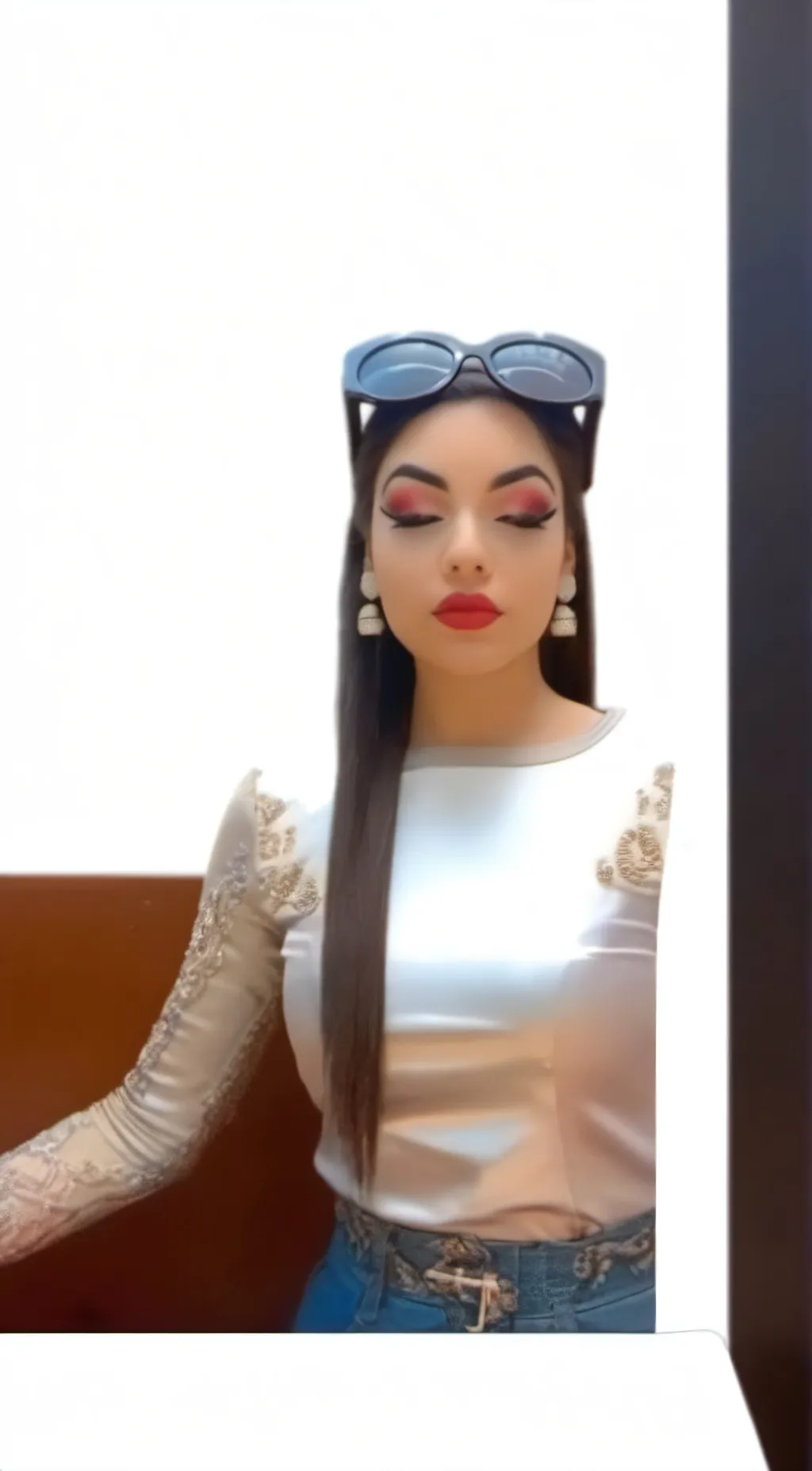 ai character: Mia background