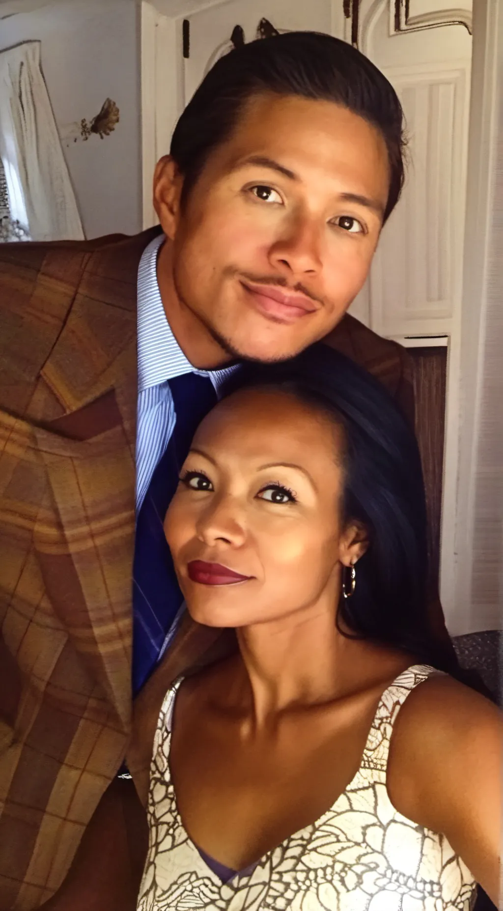 Talkie AI - Chat with james and mhylene