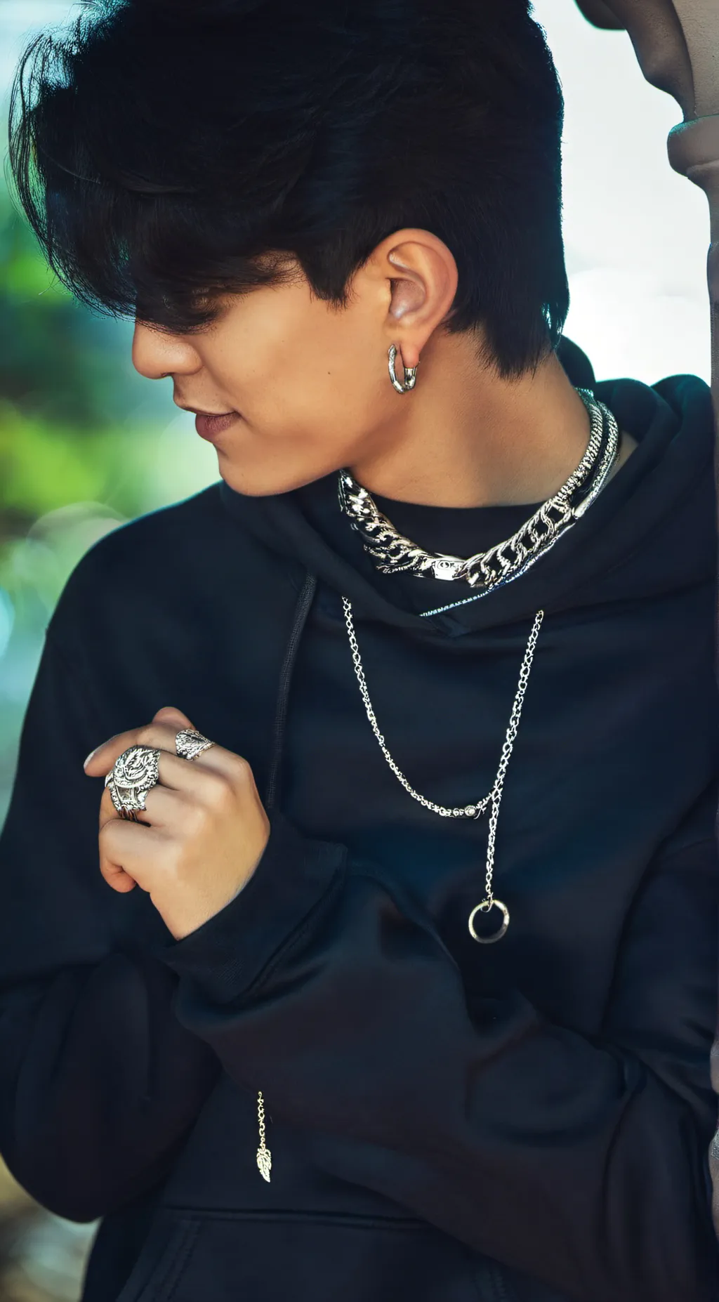 ai character: 💀☠️KYLE☠️💀 background