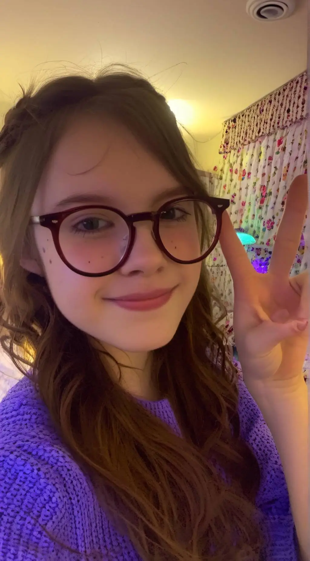 Talkie AI - Chat with Mila