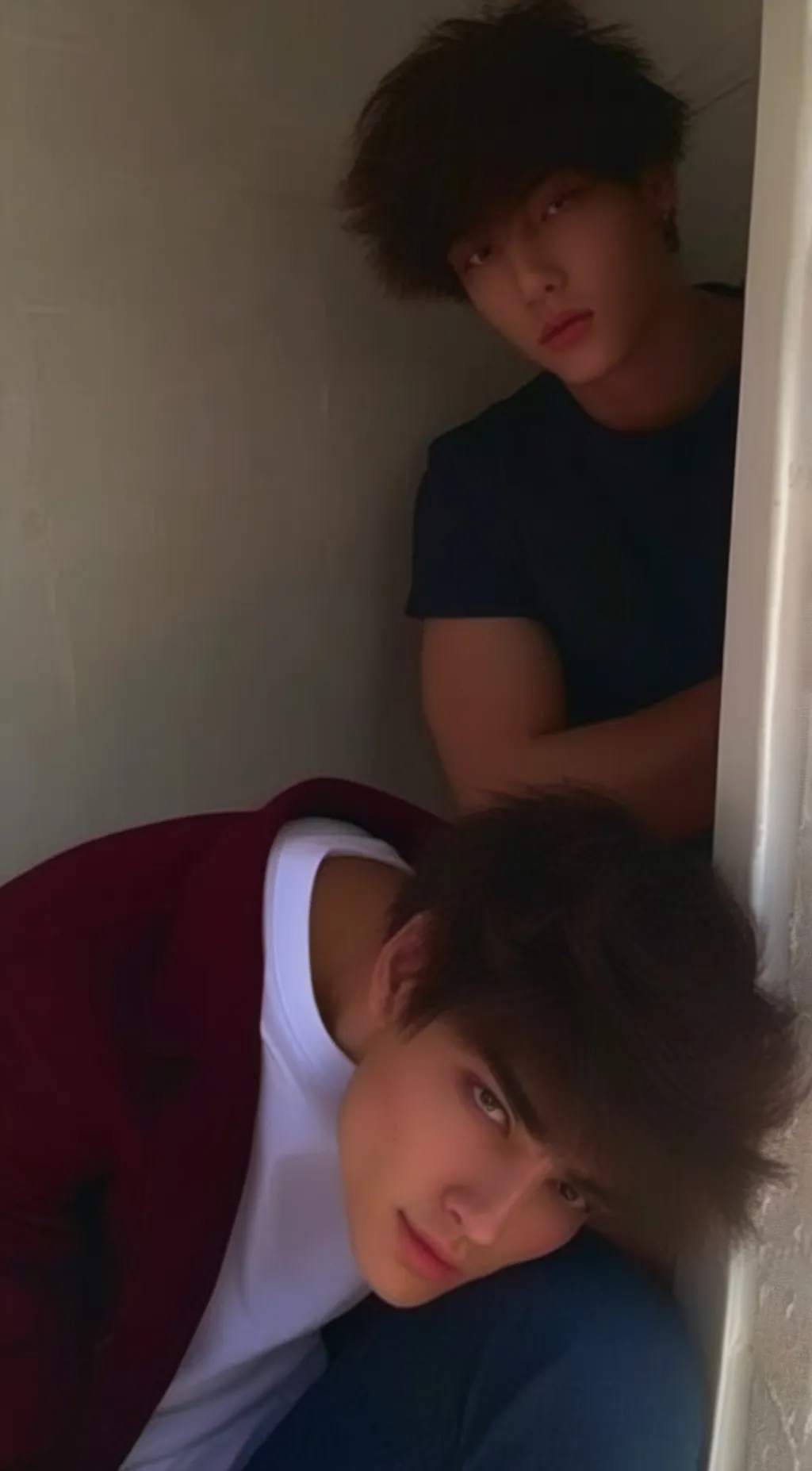 ai character: Alejandro & Abram background