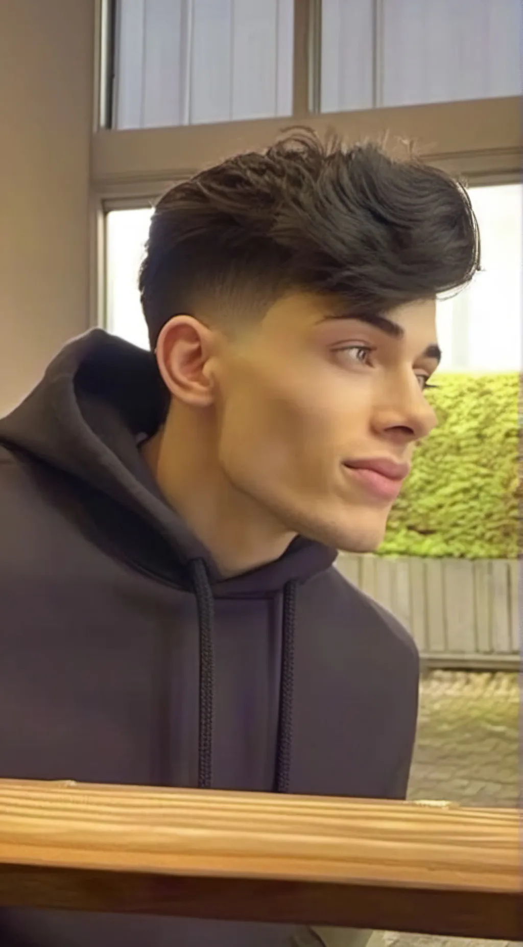 Talkie AI - Chat with Michael 