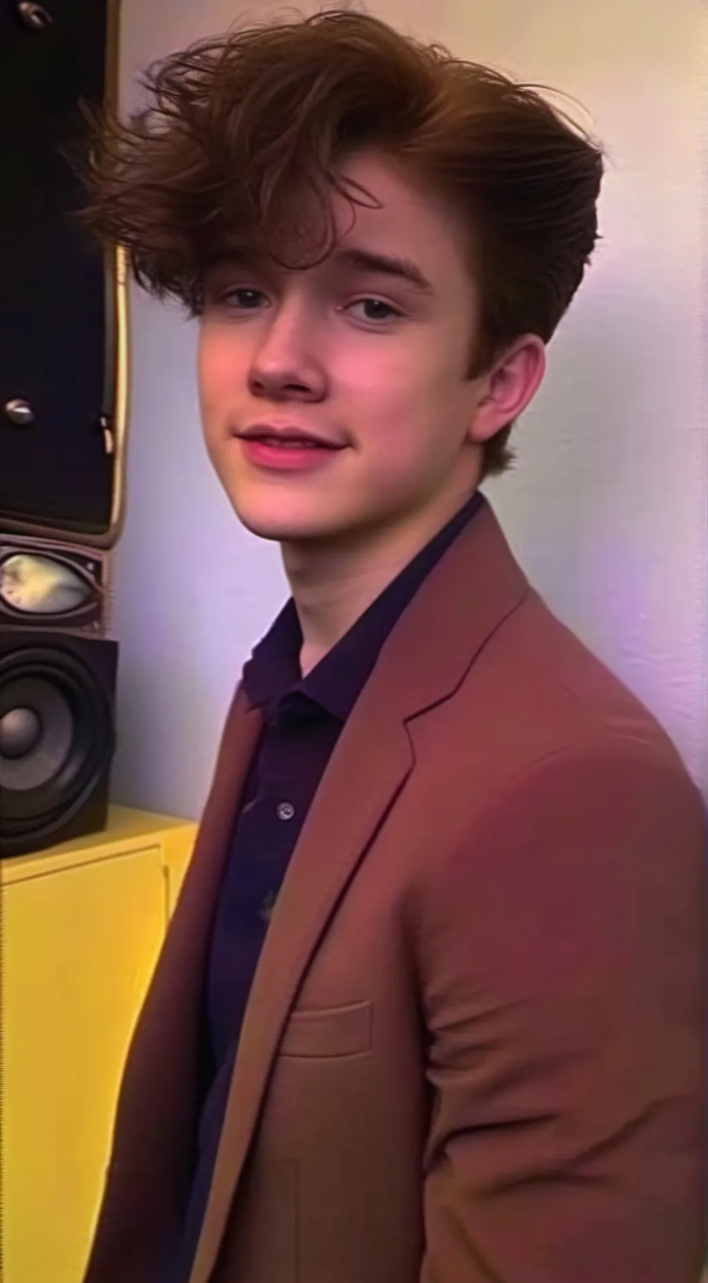 ai character: Wilbur Soot background