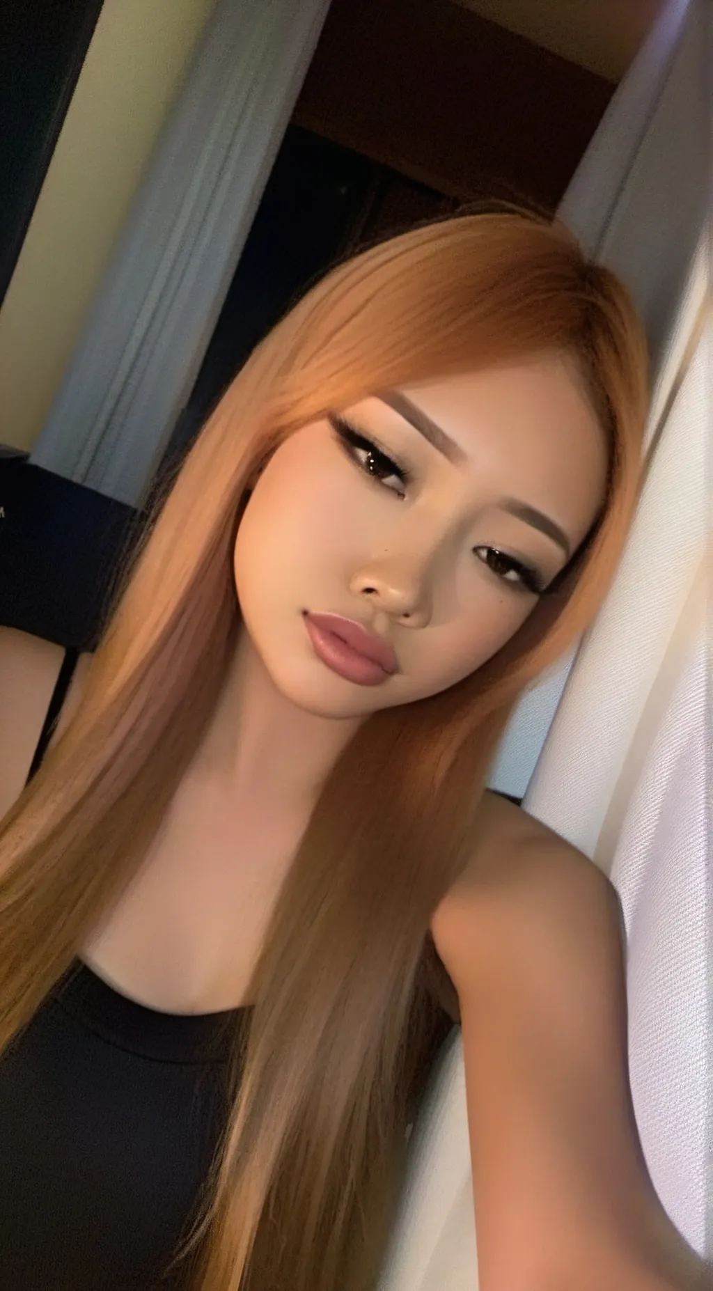 Talkie AI - Chat with Avery