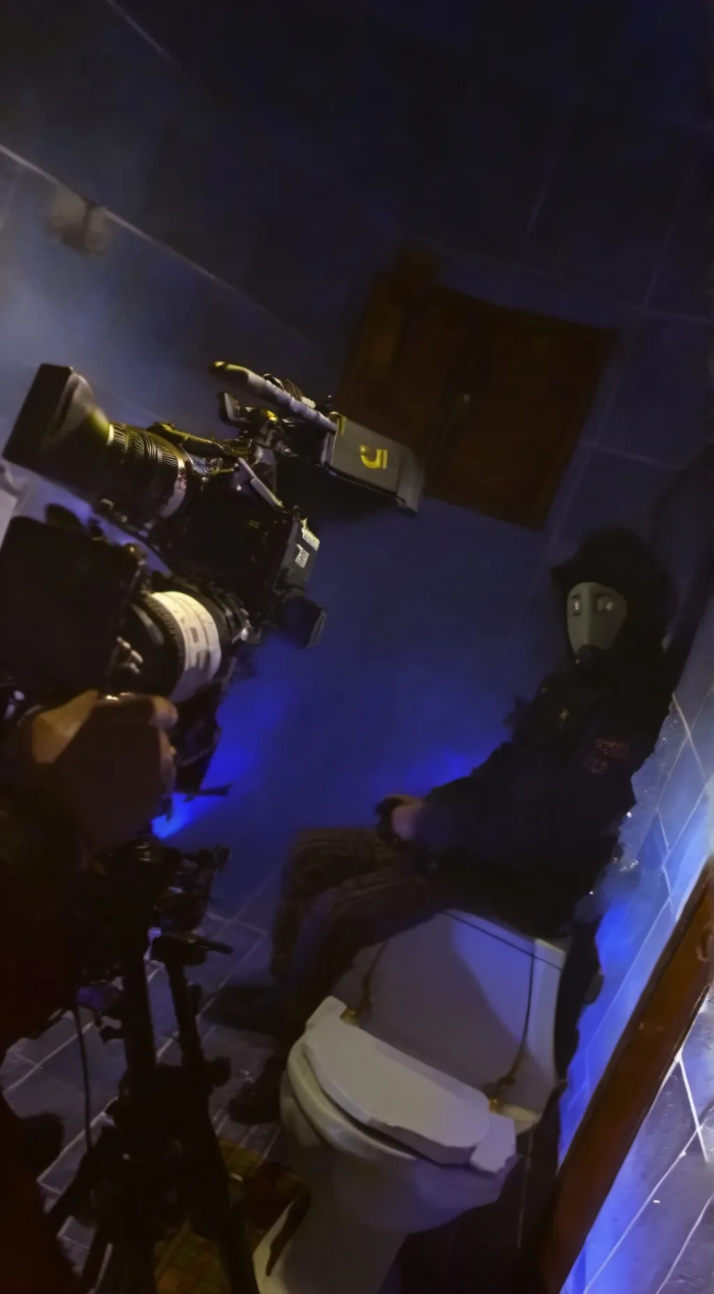 Talkie AI - Chat with cameraman Titan