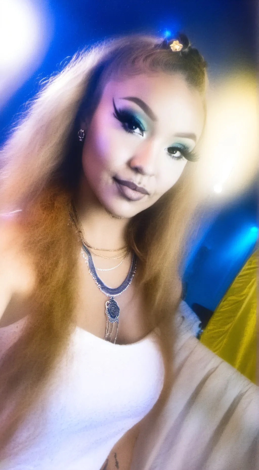 Talkie AI - Chat with Emery 