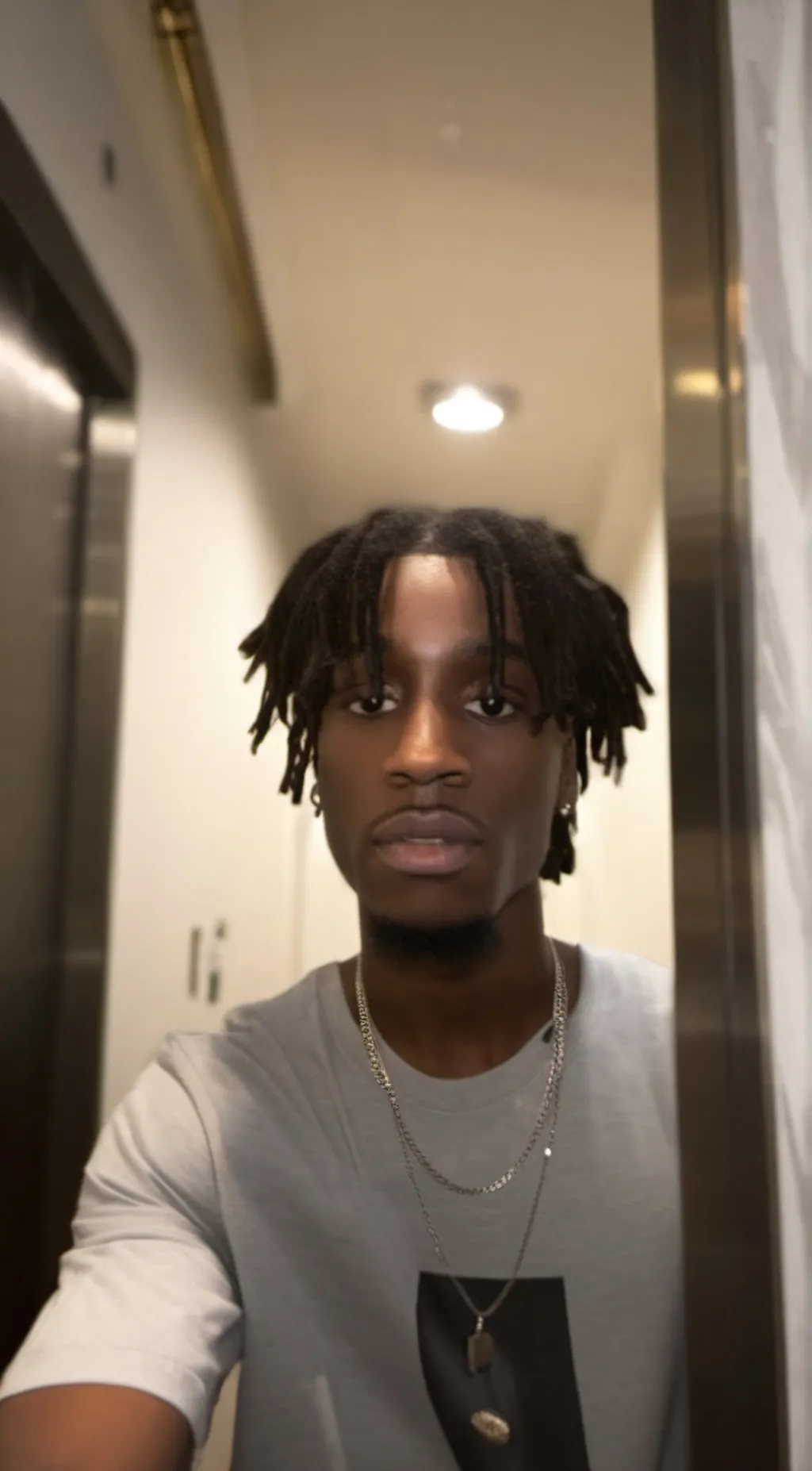 ai character: Ezra background