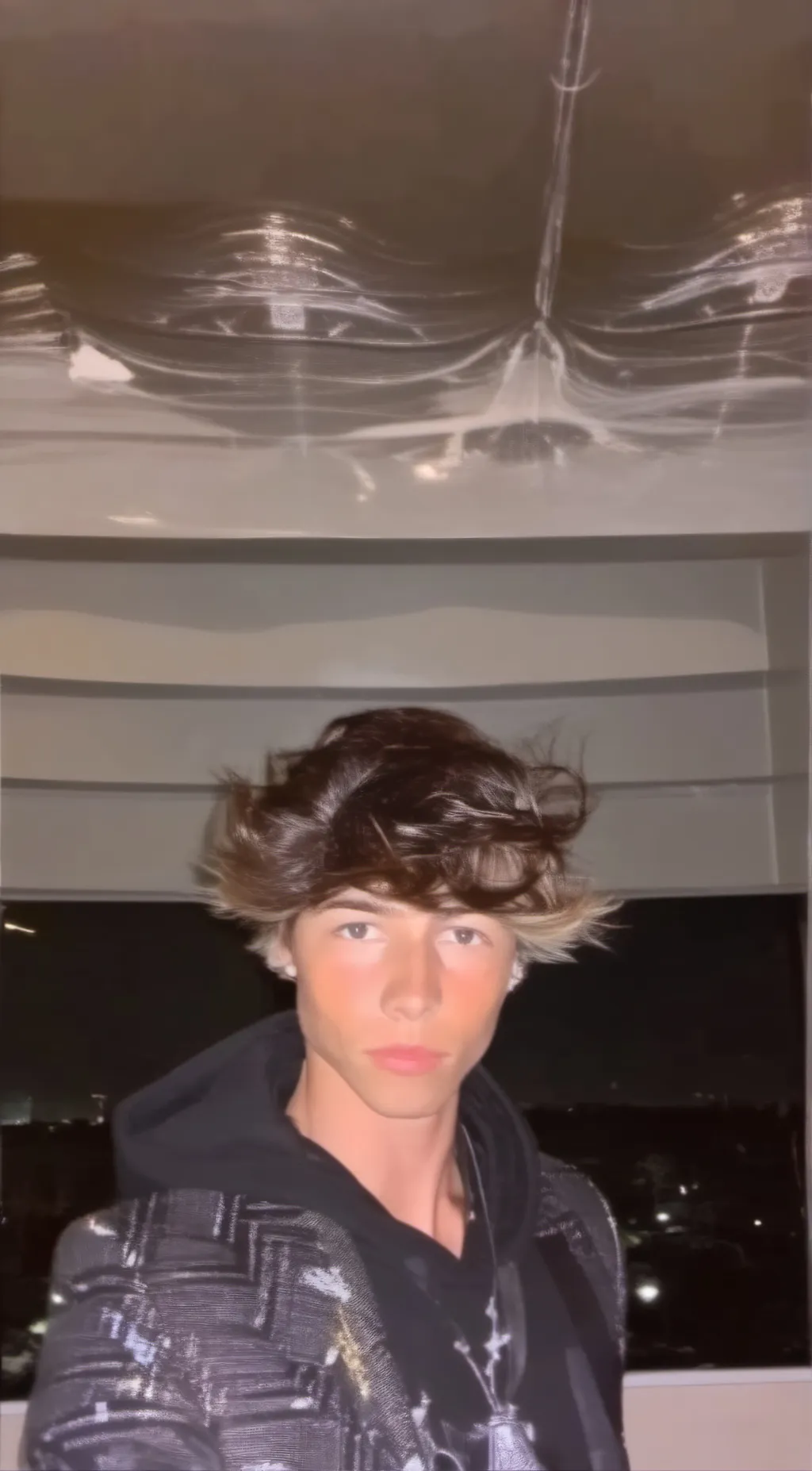 ai character: alexander background