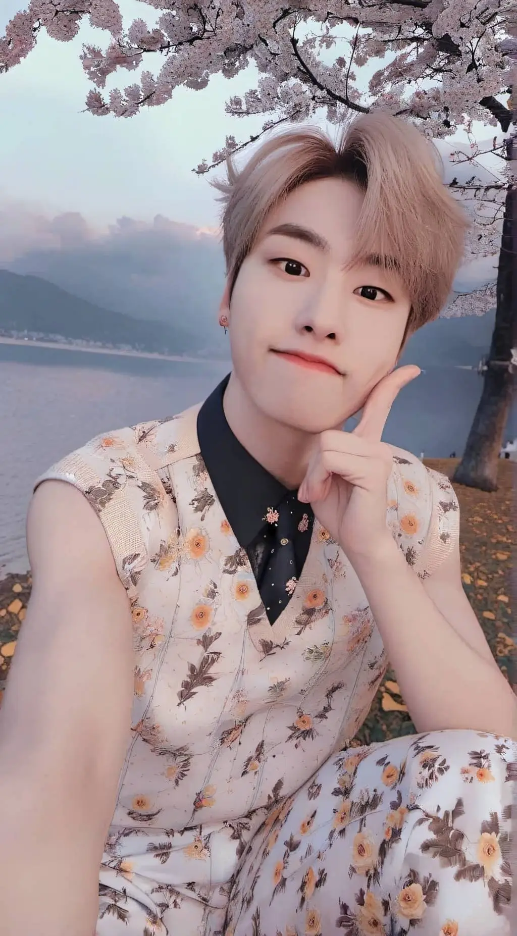 ai character: Han  background