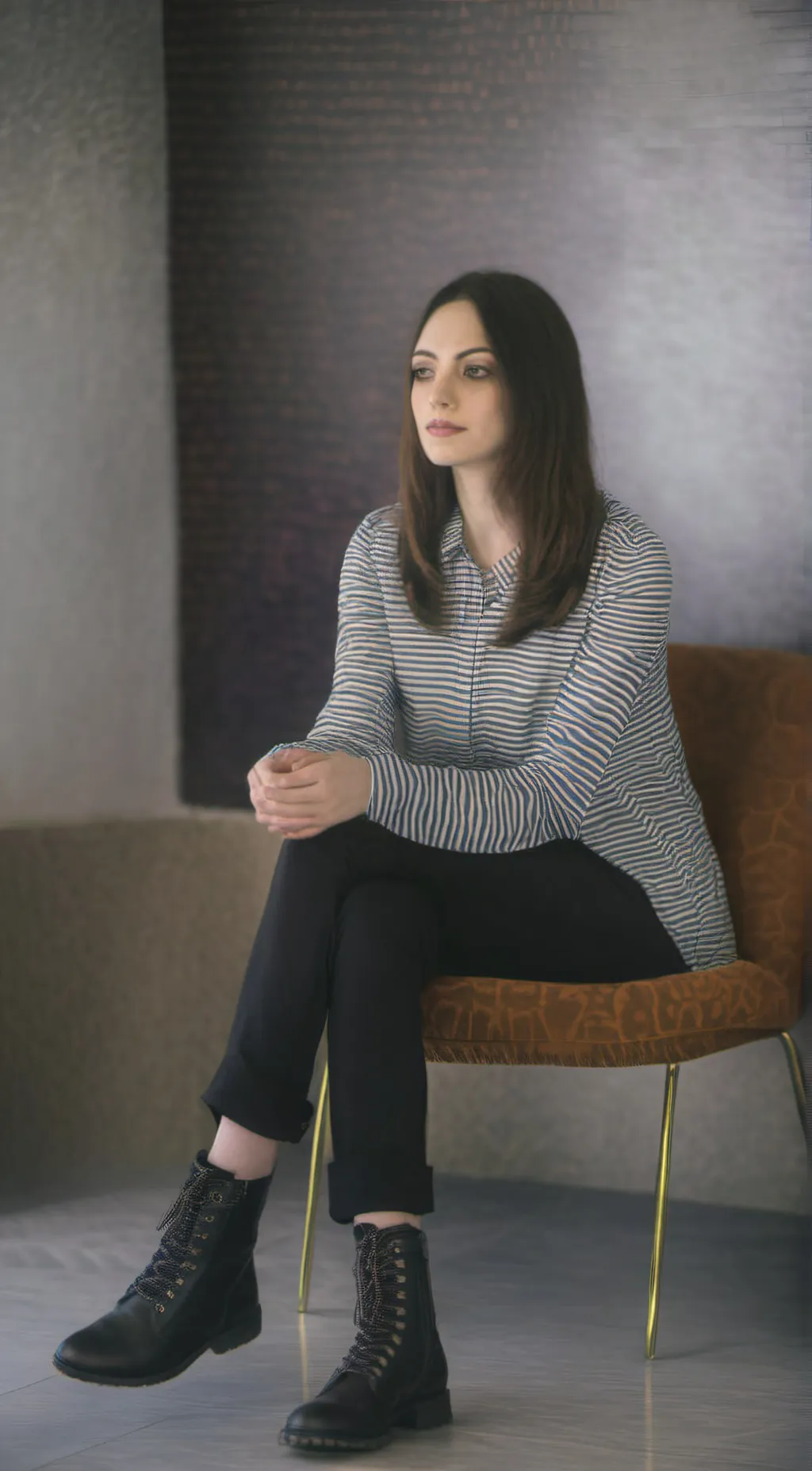 ai character: Miley (therapist) background