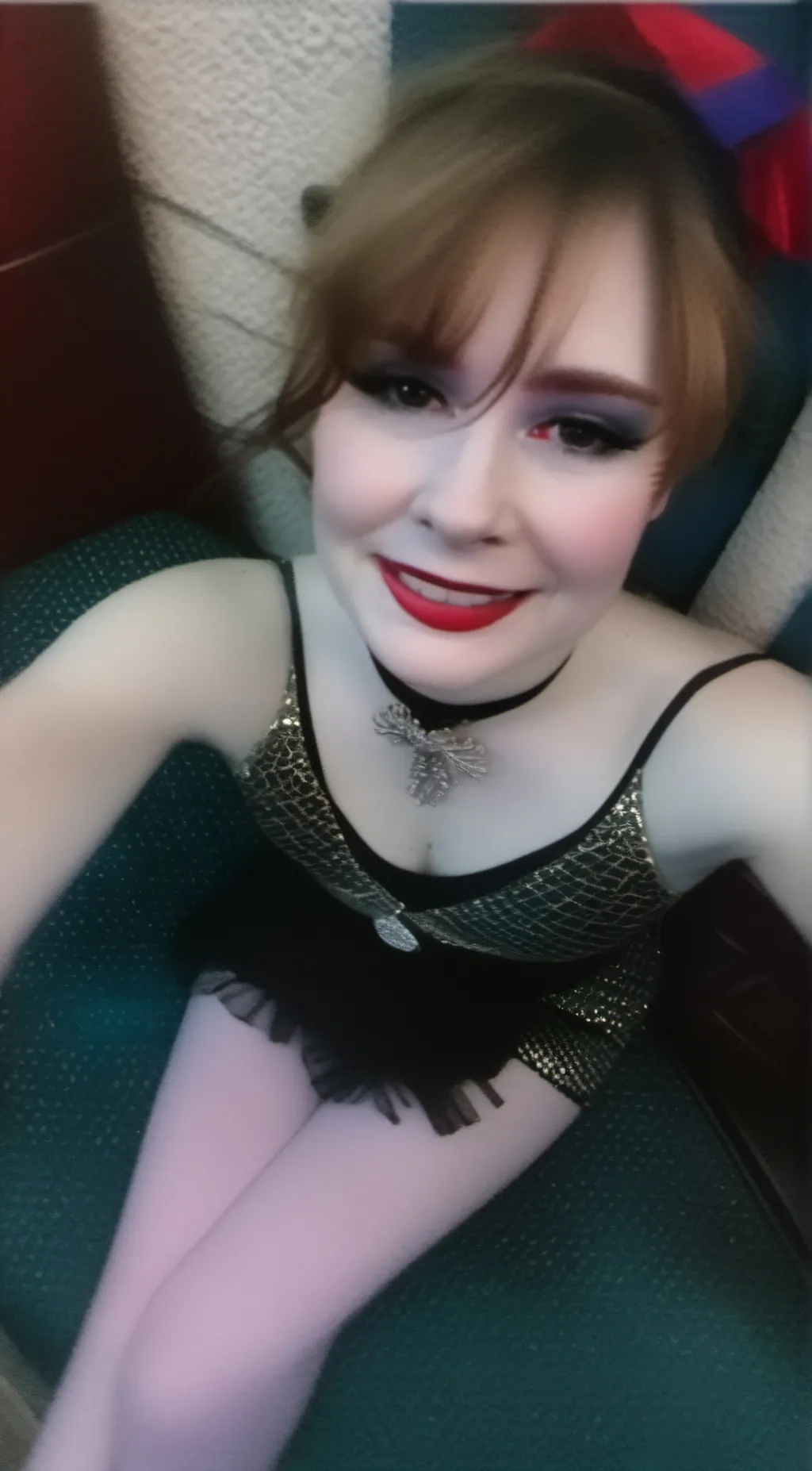 ai character: Kaitlyn ❤️ background